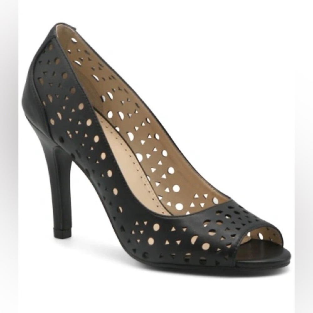 Adrienne Vittadini GARAVAN 10M Elegant Black Peep-Toe Heels